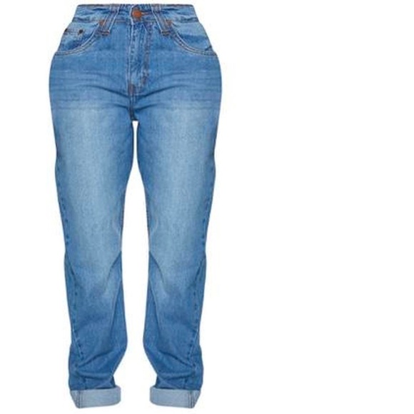 PrettyLittleThing Shape Mid Wash Mom Jeans - Picture 3 of 3